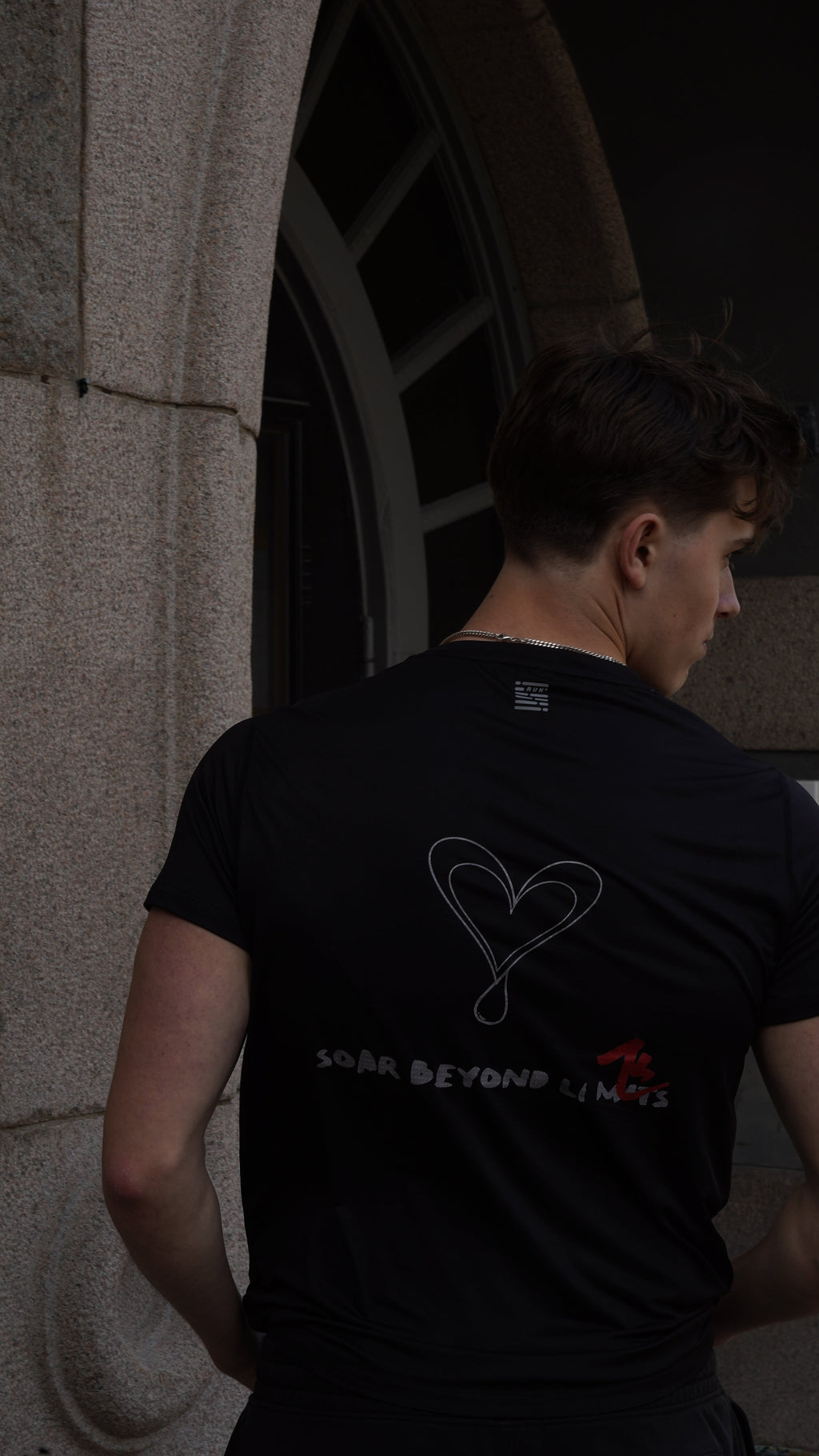 Avellé Sports T-shirt