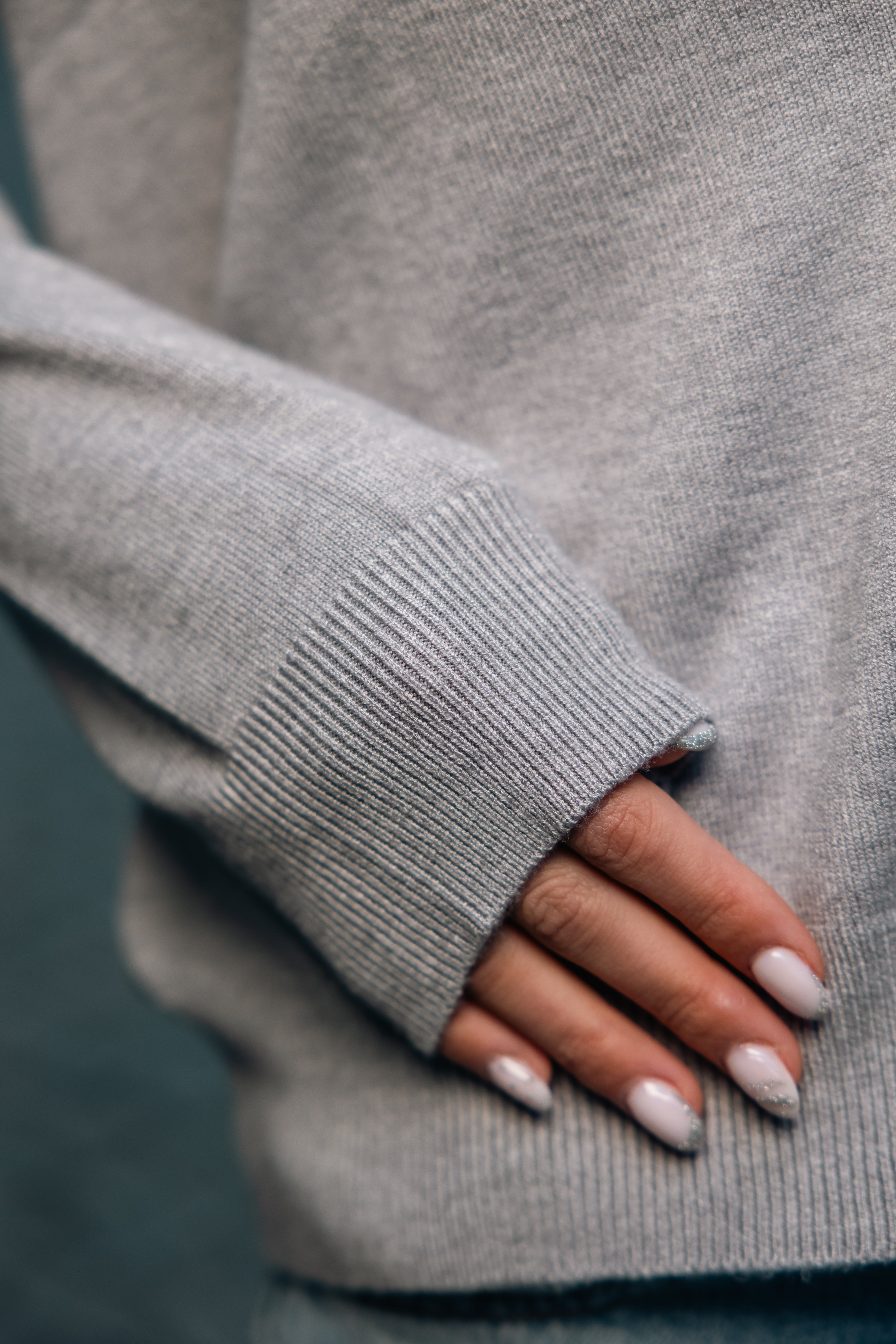 Woman´s Cardigan Grey