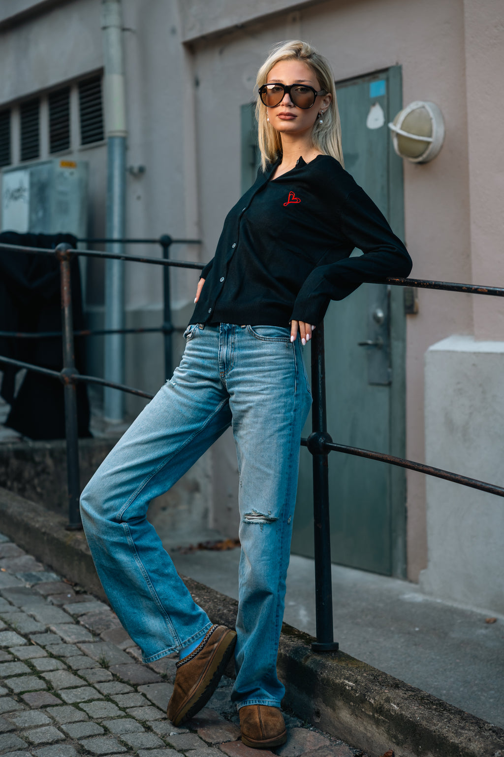 Woman´s Cardigan Black