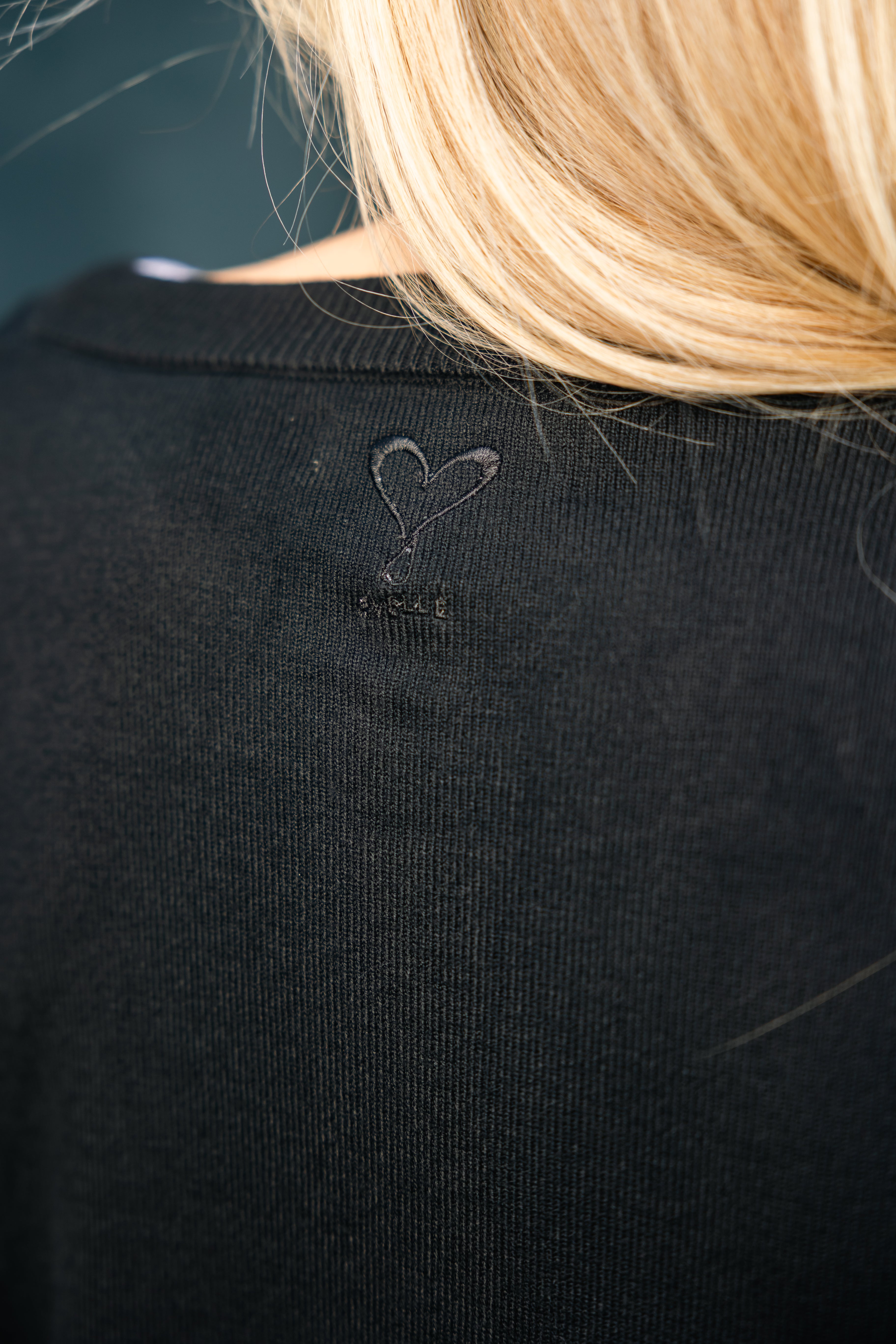 Woman´s Cardigan Black